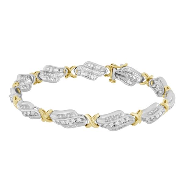 0003022 200ct rdbgt diamonds set in 10kt yellow white gold ladies bracelet